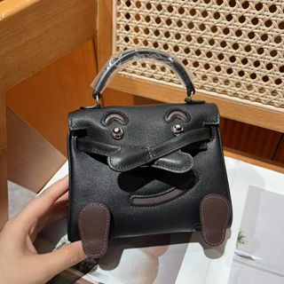 (Category: ) located in . Submitted by desiredluxury_ (Listing ID 1344796786, Image 1). Description: .