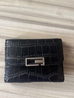 (Category: ) located in . Submitted by hey_craze (Listing ID 1344790061, Image 1). Description: .