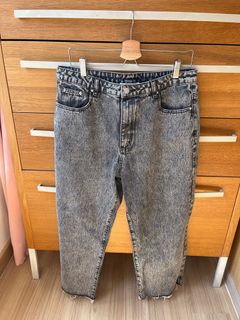 (Category: ) located in . Submitted by estherf438 (Listing ID 1344769398, Image 1). Description: .