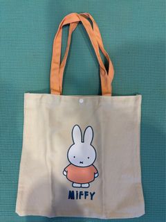 （分類：）位於 。 由 psmas 提交（商品編號 1344844542，圖片 1）。簡介： 。