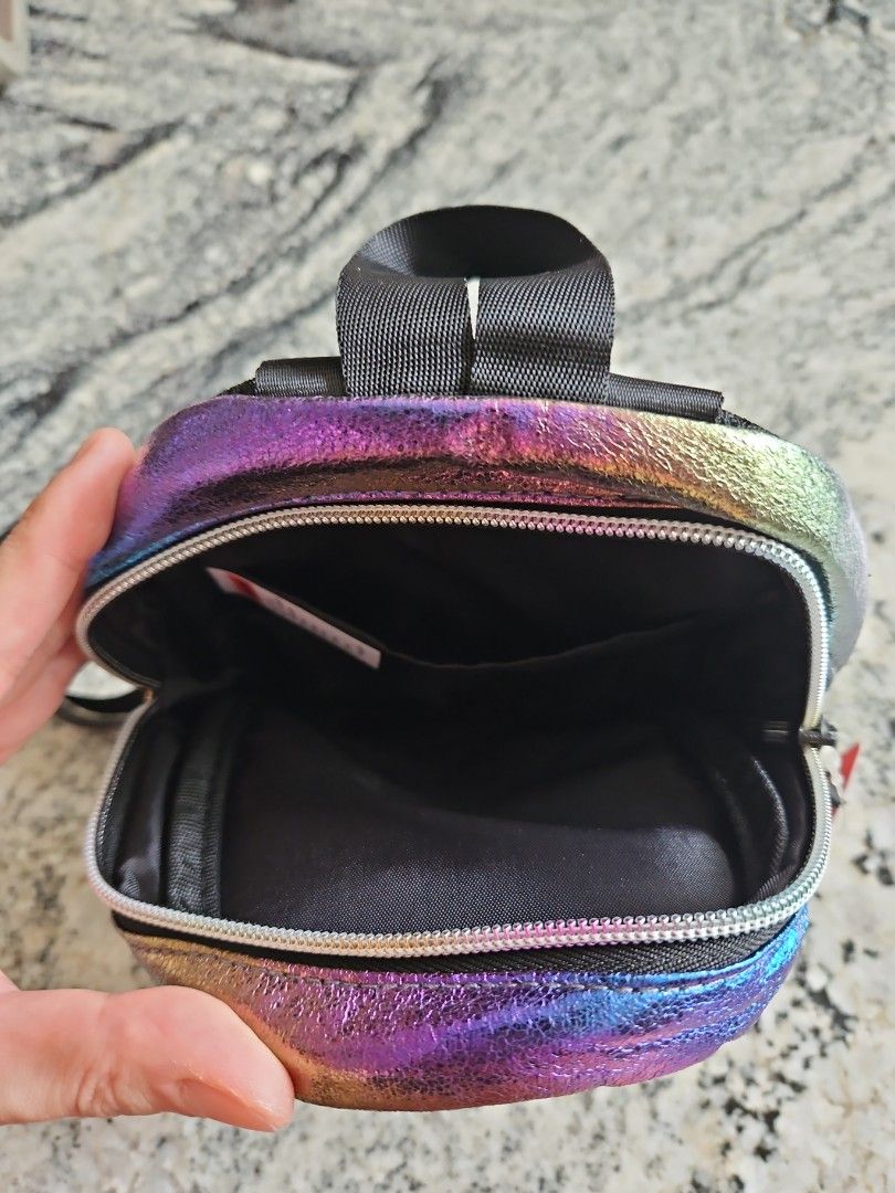 Mini Backpack (Category: Backpacks) located in Singapore. Submitted by will_lw (Listing ID 1344806537, Image 3). Description: Cool and cute mini backpack for kids, carry in style~ 😎.