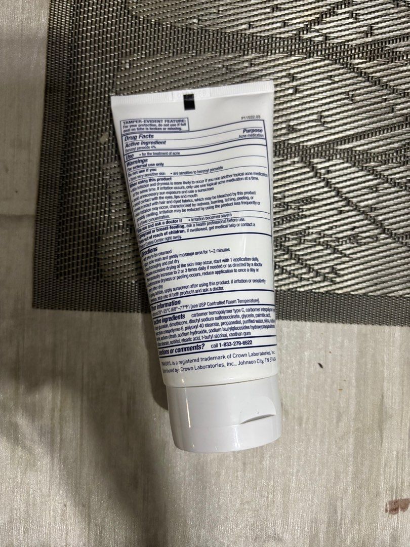 panoxyl acne creamy wash 4% (Category: Face Care) located in Manila. Submitted by babooshk4 (Listing ID 1344811191, Image 2). Description: got this in panoxyl philippines (can send screenshot) - suitable for cystic acne - used for a week lang, fungal acne pala ang case ko - sampaloc, manila.