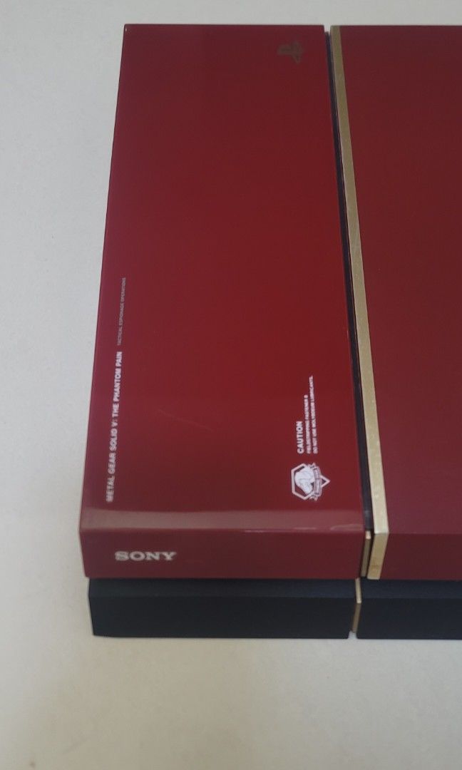 pIaystation （分類：PlayStation）位於 Hong Kong。 由 kobegaga 提交（商品編號 1344825675，圖片 3）。簡介： ps4 metal gear 全套連盒。
