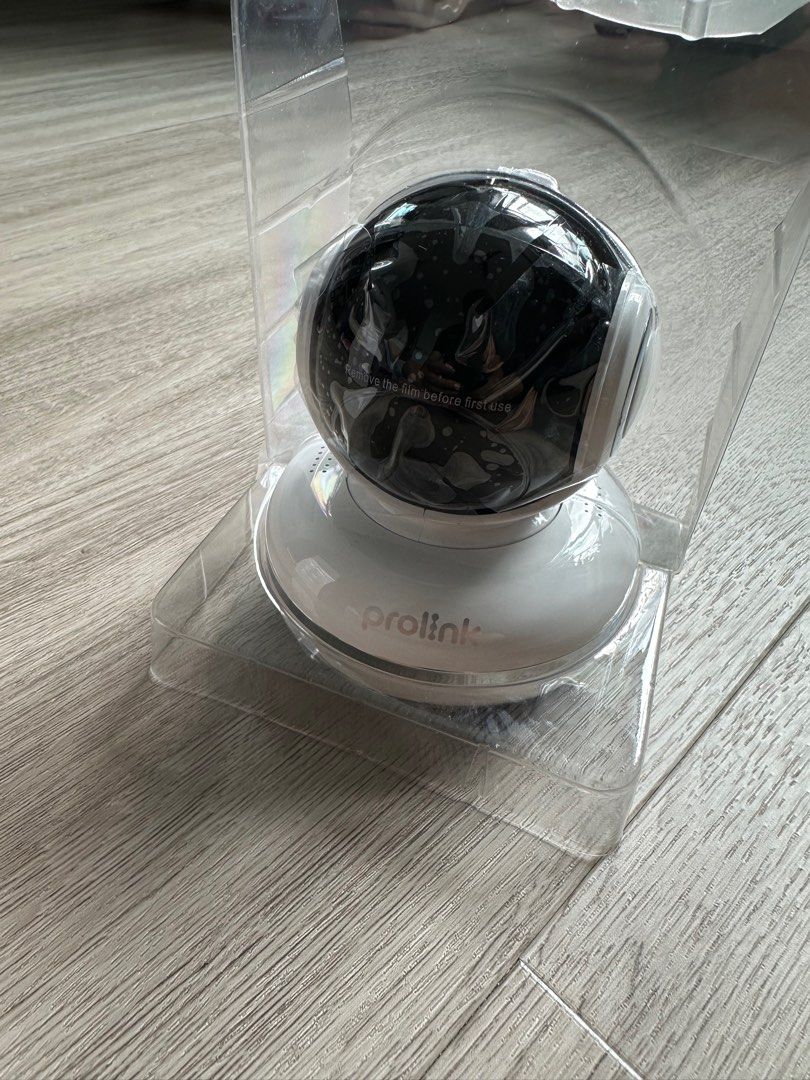 Prolink camera PIC3003WP (Category: Security Systems & CCTV Cameras) located in Singapore. Submitted by wownoob (Listing ID 1344809611, Image 2). Description: - Full HD 1080p - Pan/Tilt - Motion detection (Good for baby monitor) - Two way communication - Night vision .