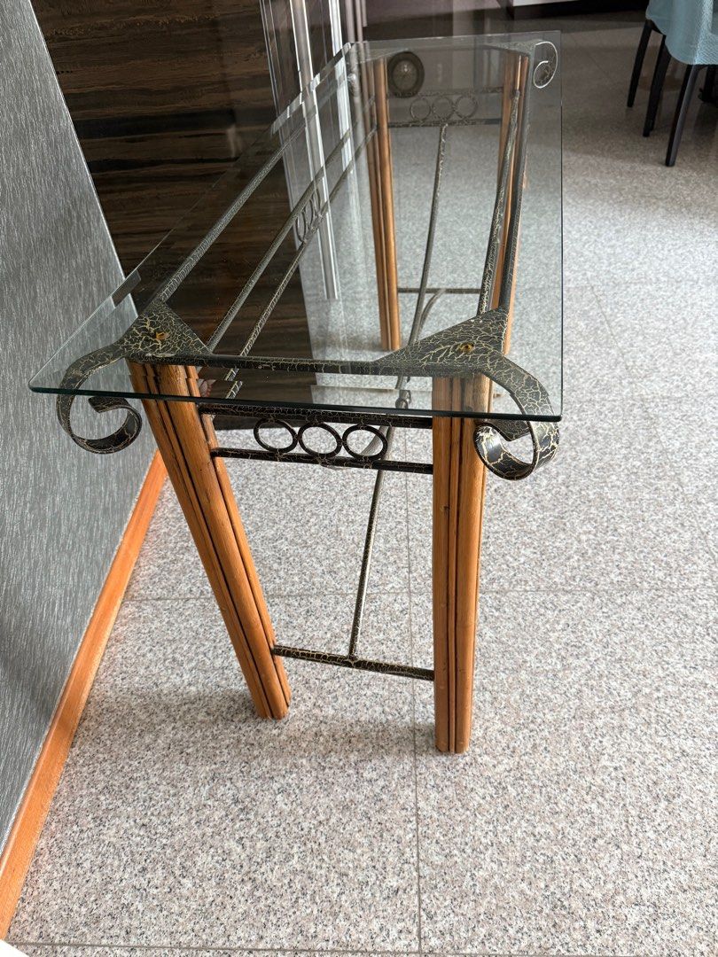 Side table (Category: Tables & Sets) located in Singapore. Submitted by akamisaki (Listing ID 1344768499, Image 3). Description: Giving away, please take note of the cat scratching the side of one of the table stand. Please arrange for own transport / self collect at my house between eunos and marine parade mrt station. .