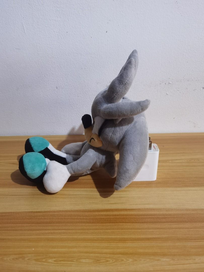 Sonic the Hedgehog - Silver Plush (Category: Plushies & Soft Toys) located in Taguig. Submitted by kalabasza (Listing ID 1344760756, Image 3). Description: 📌 This is a preloved item. Please manage your expectation. 📌 Actual item posted. KO/BL. 📌 Item is in good condition. 📌 Product Color may slightly vary due to Photographic Lighting. 📌 Location: Taguig 📌 MOP: GCash. Payment first before ship. 📌 MOD: LBC, J&T, GoGo or Lalamove. 📌 DF/SF at