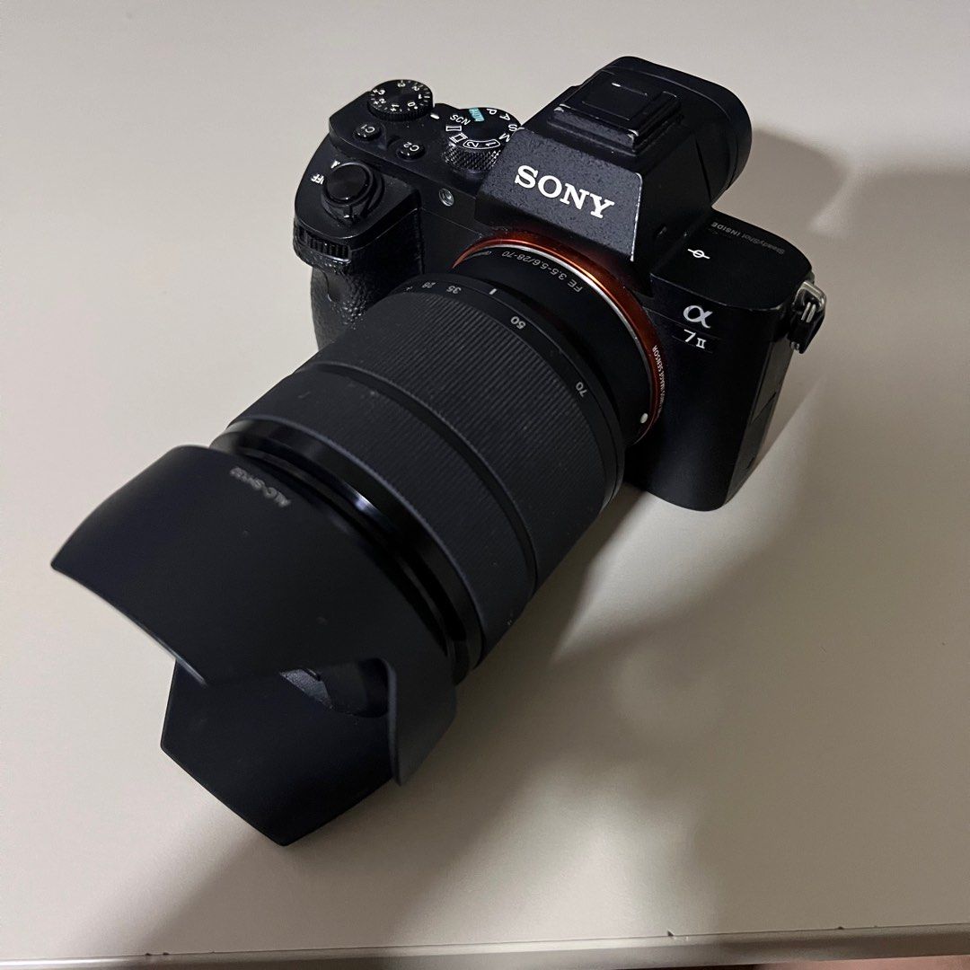 SONY α7II ILCE-7M2 FE 28-70mm F3.5-5.6 Full-Frame Sony A7ii with 28-
