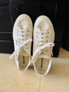 (Category: ) located in . Submitted by sckaur (Listing ID 1344782972, Image 1). Description: .