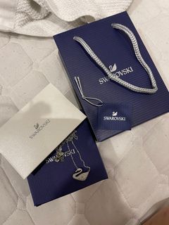 (Category: ) located in . Submitted by personalpreloved00 (Listing ID 1344902850, Image 1). Description: .