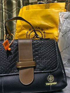 (Kategori: ) berada di . Dikirim oleh moijustkeep (ID iklan 1344869993, Gambar 1). Deskripsi: .