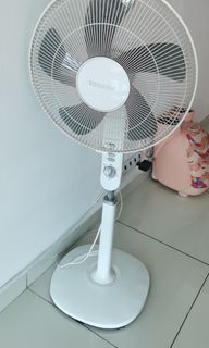 (Category: ) located in . Submitted by kitkitlim19 (Listing ID 1344792225, Image 1). Description: .