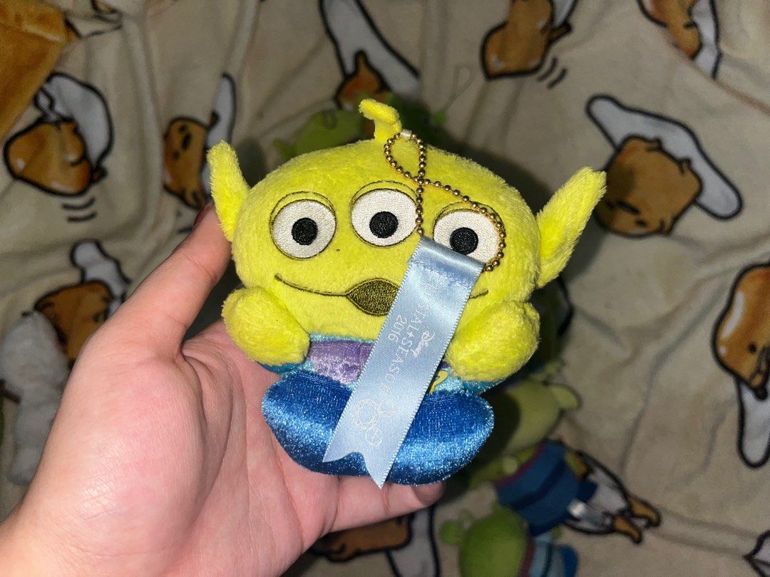 Toy Story Alien (Three-eyed Alien) Charms (Category: Character Goods) located in Manila. Submitted by eli_97 (Listing ID 1344802447, Image 3). Description: Open for take all 44 pcs for 2000 50 php EACH Some w/ minor flaws Some bnwt.