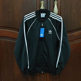 (Kategori: ) berada di . Dikirim oleh batavia080 (ID iklan 1344825308, Gambar 1). Deskripsi: .