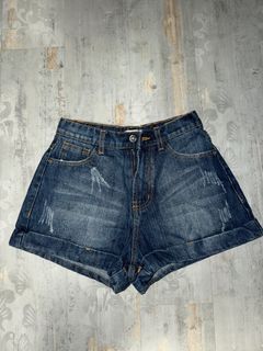 (Category: ) located in . Submitted by theweekdyy (Listing ID 1344905332, Image 1). Description: .
