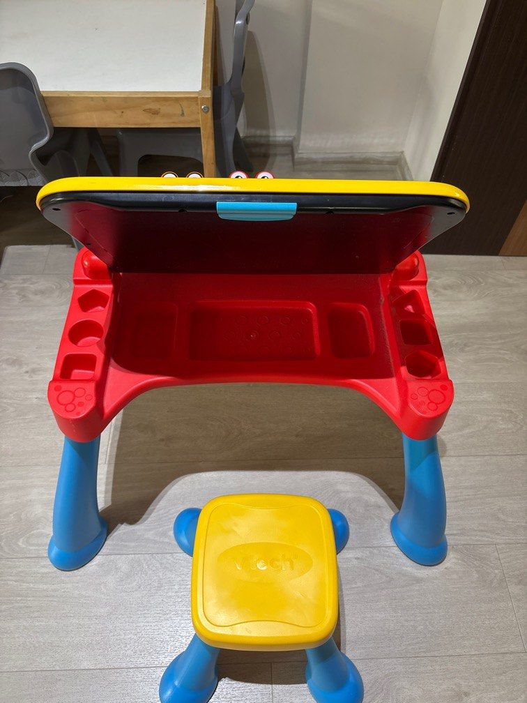 Vrtech Activity Table (Category: Infant Playtime) located in Singapore. Submitted by zr.law (Listing ID 1344837436, Image 2). Description: Table only.