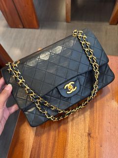 (Category: ) located in . Submitted by moiobsession (Listing ID 1346520646, Image 1). Description: .
