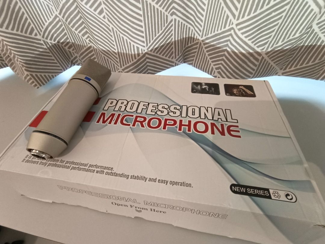 Condenser Mic for Studio Recording65671955058433111