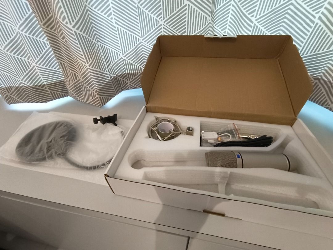 Condenser Mic for Studio Recording65671955058433112