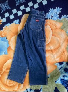 (Category: ) located in . Submitted by weekndthrift (Listing ID 1346592511, Image 1). Description: .