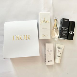 (Category: ) located in . Submitted by vanityboutique (Listing ID 1346528985, Image 1). Description: .