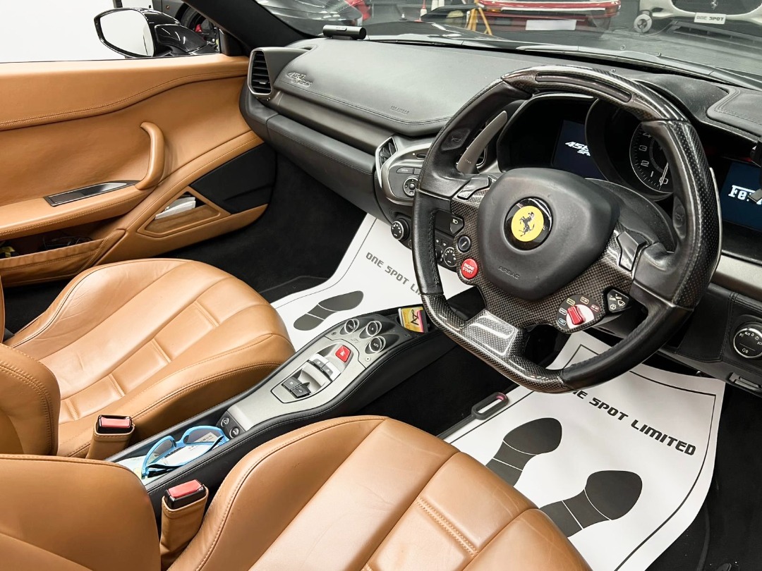 Ferrari 458 SPIDER Auto62866876304899111