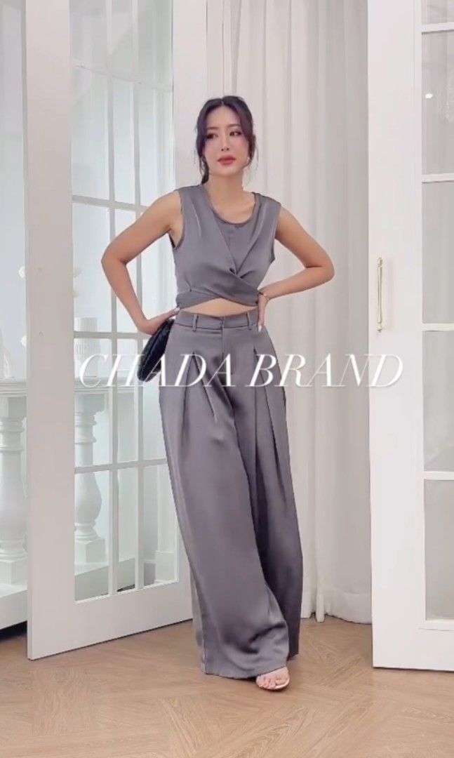 Gray Satin Coords Size M (Category: Sets or Coordinates) located in Quezon City. Submitted by ShopPDplusK (Listing ID 1346495380, Image 1). Description: Brand: Chada Size: Medium Bottoms: (Waist: 14in, Length: 41in) Top: (Chest: 18.5in, Length: 15in) Condition: Used once. No flaw. RFS: Decluttering. Last price as posted. Payment and pick-up are done on the same day. Delivery Fees and pick up arrangements to be made by buyer. (Mira Nila Homes, Que