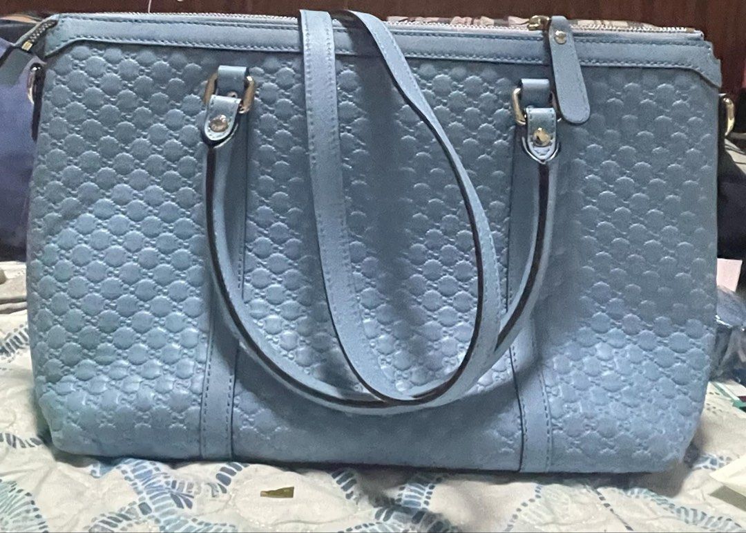 Gucci Leather handbag/sling (Category: Luxury Bags & Wallets) located in Cabuyao City. Submitted by honaluli (Listing ID 1346627582, Image 2). Description: Guccisima Leather handbag/sling Like new With dustbag and card Last price ₱28K.