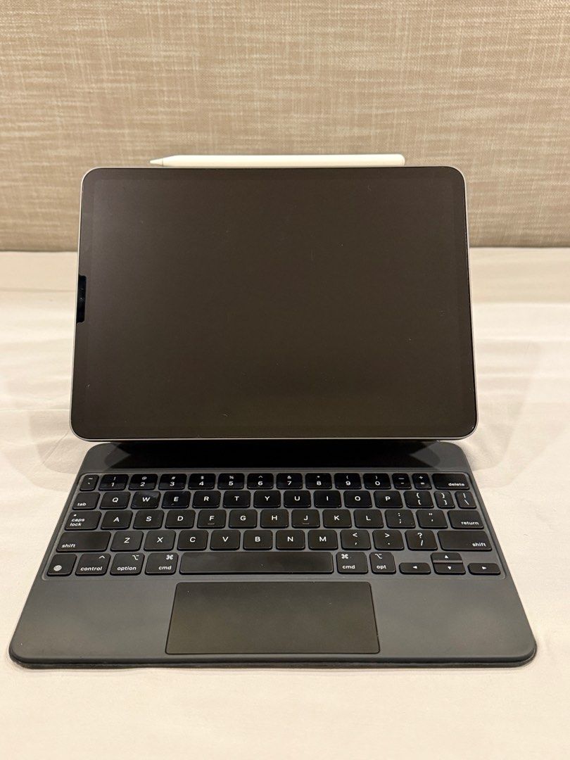 iPad Pro 11” M1 Chip (Category: iPad) located in Manila. Submitted by wandef (Listing ID 1346612637, Image 2). Description: What’s Included: Model: iPad Pro 11” M1 2021 Color: Space Gray Memory: 128gb Accessories: Apple Power Adapter with usb-c wire Apple Magic Keyboard Apple pencil Paperlike screen protector Overall worth: 65K RFS: Upgrade DM for sure buyer only. Pls read: 👇👇 Lightly used. Looks brand new. Lalamove only. No meetups. Shipping f
