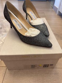 Jimmy Choo629748213903381125