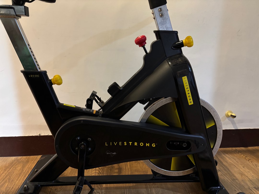 Johnson 喬山LIVESTRONG 體育器材, 健身用品, 有氧健身器材在