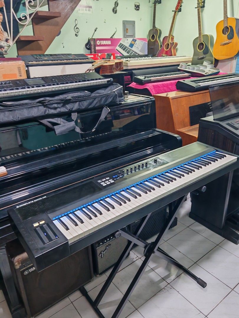 Komplete kontrol s88 midi keyboard controller (Category: Musical Instruments) located in Paranaque City. Submitted by yourhonorvoy (Listing ID 1346604395, Image 1). Description: 🎹🎹🎹 Komplete kontrol s88 midi keyboard 25k only With adapter(autovolts) With minor dents and scratches only 😍 👍Fresh internal 👍Na test ko Lang sa midi ampli, diko na test sa software. 👍Diko kabisado gamitin ito... 😍Ideal sa nakaka Alam Lang gamitin... 😁Walang sof