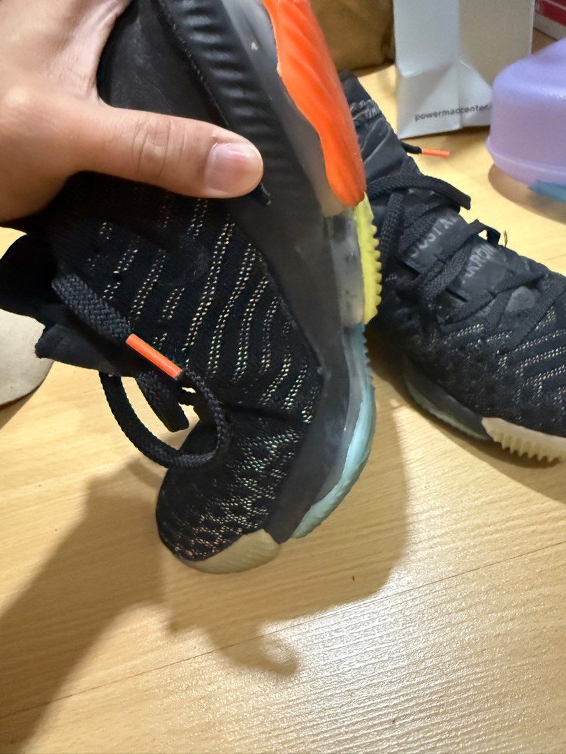 Lebron 16 ‘I Promise’ (Category: Sneakers) located in Manila. Submitted by boreddaniel (Listing ID 1343903805, Image 2). Description: Tagged as ‘Well Used’ because of age..