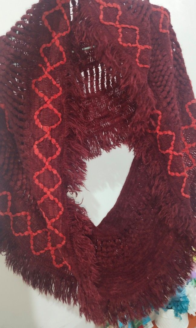 Merona tube scarf (Category: Coats, Jackets and Outerwear) located in Rizal. Submitted by declutterwithliz (Listing ID 1346639855, Image 1). Description: washed, never used actual pic posted 3rd and 4th pic for reference #decluttering #WFH.