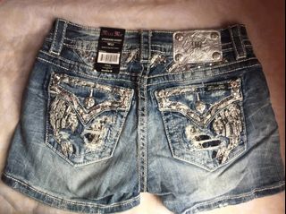(Category: ) located in . Submitted by vintydale (Listing ID 1346500831, Image 1). Description: .