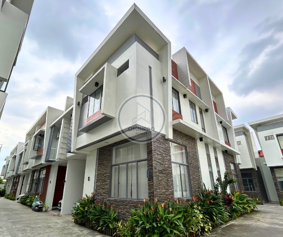 (Category: ) located in . Submitted by omniprorealty (Listing ID 1346529143, Image 1). Description: .