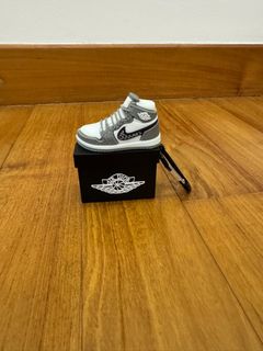 100+ Apple airpods 1st gen For Sale Mobile Phones Gadgets