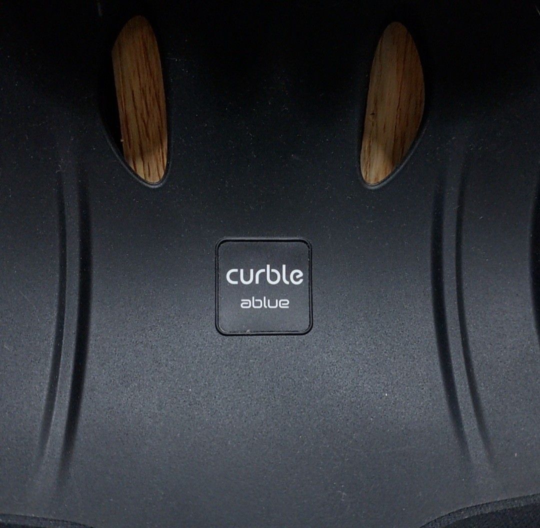 Original Curble Chair Posture Corrector Chair (Category: Braces, Support & Protection) located in Binangonan. Submitted by makoleksyon (Listing ID 1346512487, Image 3). Description: excellent condition like new no flaws perfect po ito lalo kung ang work nyo po lagi kayo naka upo sa harap ng computer made in Korea.