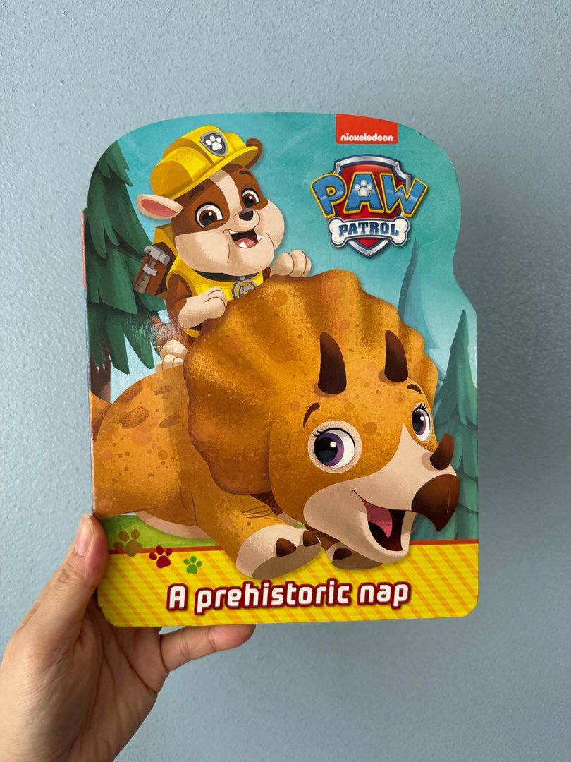Paw Patrol Book (Category: Children's Books) located in Quezon City. Submitted by girlwhohaseverything (Listing ID 1346495230, Image 1). Description: .