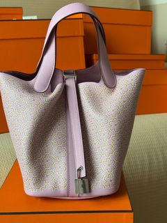 （分類：）位於 。 由 chanellovers_c 提交（商品編號 1346521105，圖片 1）。簡介： 。