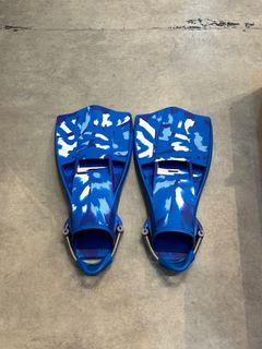 (Category: ) located in . Submitted by gs-diving (Listing ID 1346560643, Image 1). Description: .