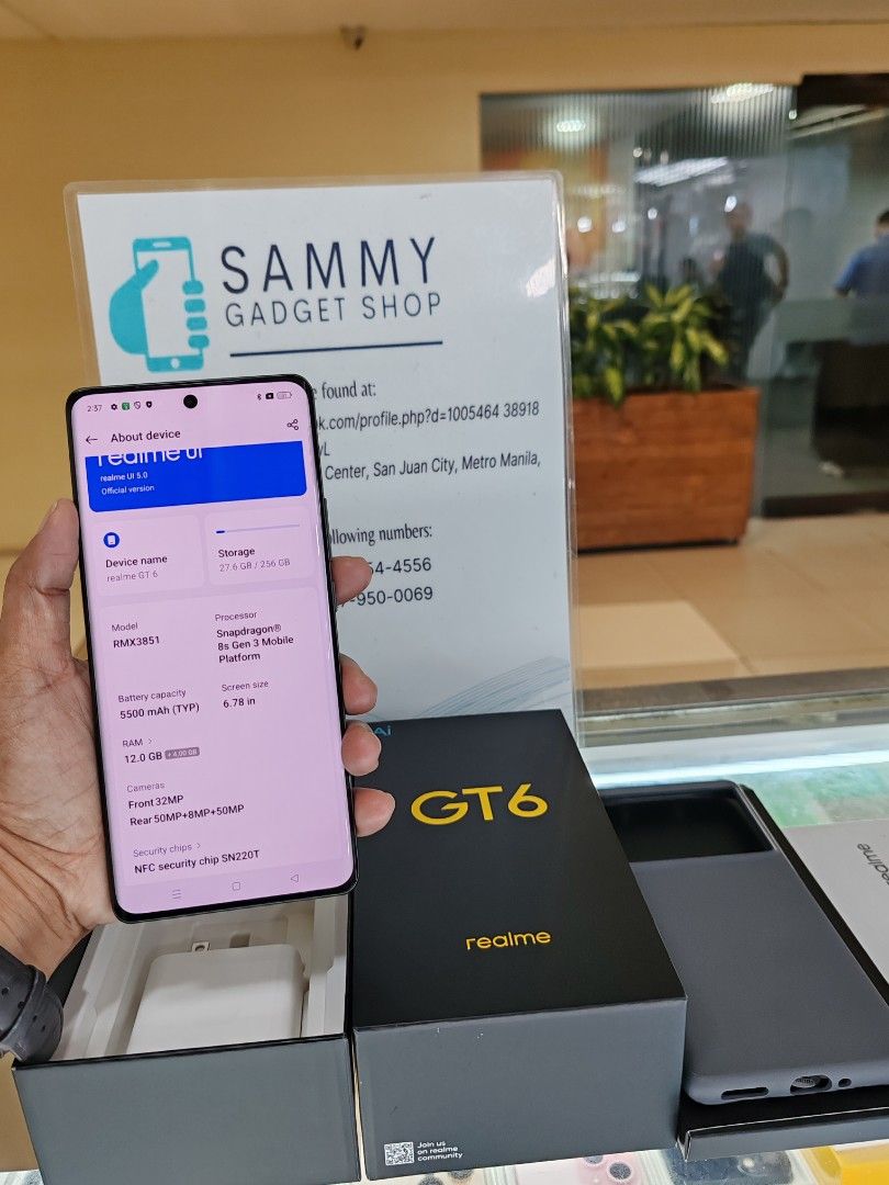 Realme gt6 5g (Slightly use) (Category: Realme) located in Quezon City. Submitted by ronalynac40976 (Listing ID 1346619631, Image 2). Description: realme gt6 5g 12ram 256 rom complete package good condition pick up store in greenhills shopping center we accept creditcard installment +% we accept swap/trade in we accept ggives & spaylater+% we ship nationwide via lbc dm or call for fast transaction 09279500069/09425544556 located @ Aquarium area s