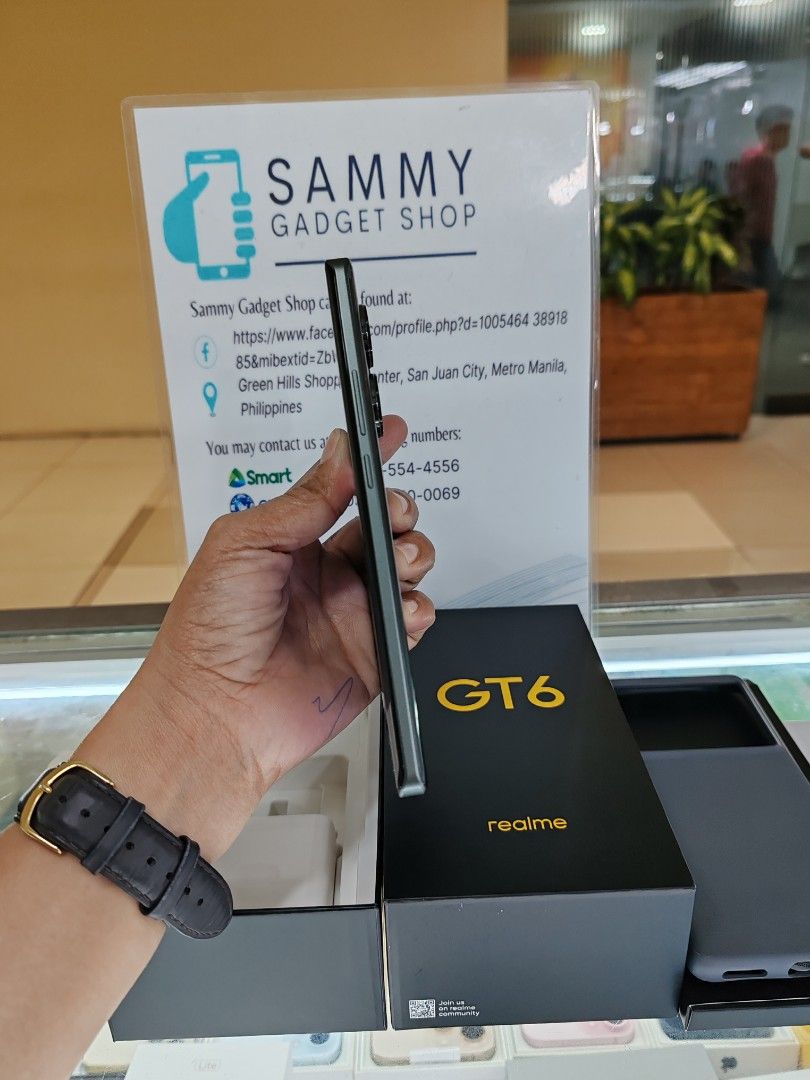 Realme gt6 5g (Slightly use) (Category: Realme) located in Quezon City. Submitted by ronalynac40976 (Listing ID 1346619631, Image 3). Description: realme gt6 5g 12ram 256 rom complete package good condition pick up store in greenhills shopping center we accept creditcard installment +% we accept swap/trade in we accept ggives & spaylater+% we ship nationwide via lbc dm or call for fast transaction 09279500069/09425544556 located @ Aquarium area s