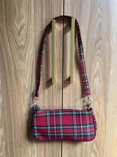 (Kategori: ) berada di . Dikirim oleh preloved.by.i (ID iklan 1346568868, Gambar 1). Deskripsi: .