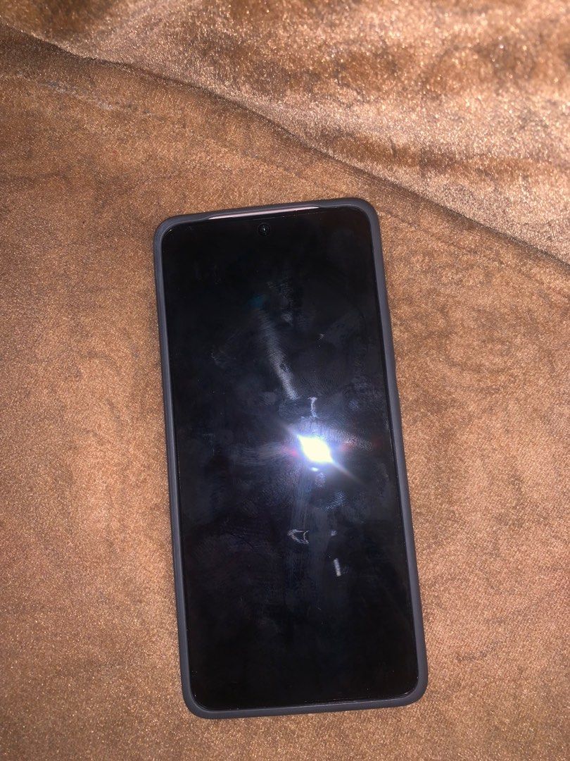 Redmi (by Xiaomi) Note 13 (Category: Xiaomi) located in Makati City. Submitted by FashionFactory (Listing ID 1346646775, Image 1). Description: NO DAMAGES NO DEFECTS NO SCRATCHES FEMALE OWNED ONLY BOUGHT THIS TO TAKE PICTURES SINCE MAGANDA NG CAMERA. I GOT A CAMERA NA SO THATS WHY IM SELLING IT 😊 INCLUDES: - OFFICIAL BOX - OFFICIAL BAG - OFFICIAL RECEIPT - OFFICIAL CHARGER - OFFICIAL PHONE CASE .