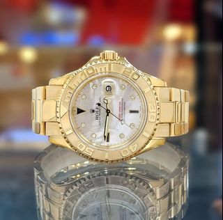 (Category: ) located in . Submitted by davidofftimepieces (Listing ID 1346792026, Image 1). Description: .