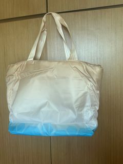 （分類：）位於 。 由 mamaparis 提交（商品編號 1346702658，圖片 1）。簡介： 。