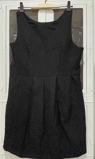 (Category: ) located in . Submitted by perlyshel (Listing ID 1346802213, Image 1). Description: .