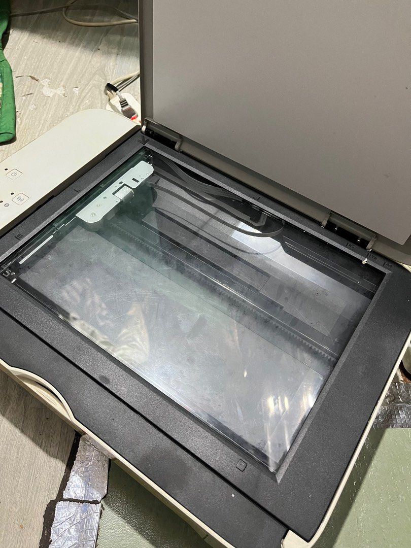 CANON PIXMA MG3640 (Category: Printers, Scanners & Copiers) located in Taguig. Submitted by zshels (Listing ID 1346732438, Image 3). Description: CANON PIXMA MG3460 details: - working - wireless printing - wifi - scanner issues: - no cord - no cartridge - no ink MOP: - gcash LOC: 📍 marikina city - can do meet-ups COURIERS: - lalamove/j&t.