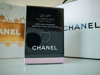 （分類：）位於 。 由 giftedme88 提交（商品編號 1346740142，圖片 1）。簡介： 。