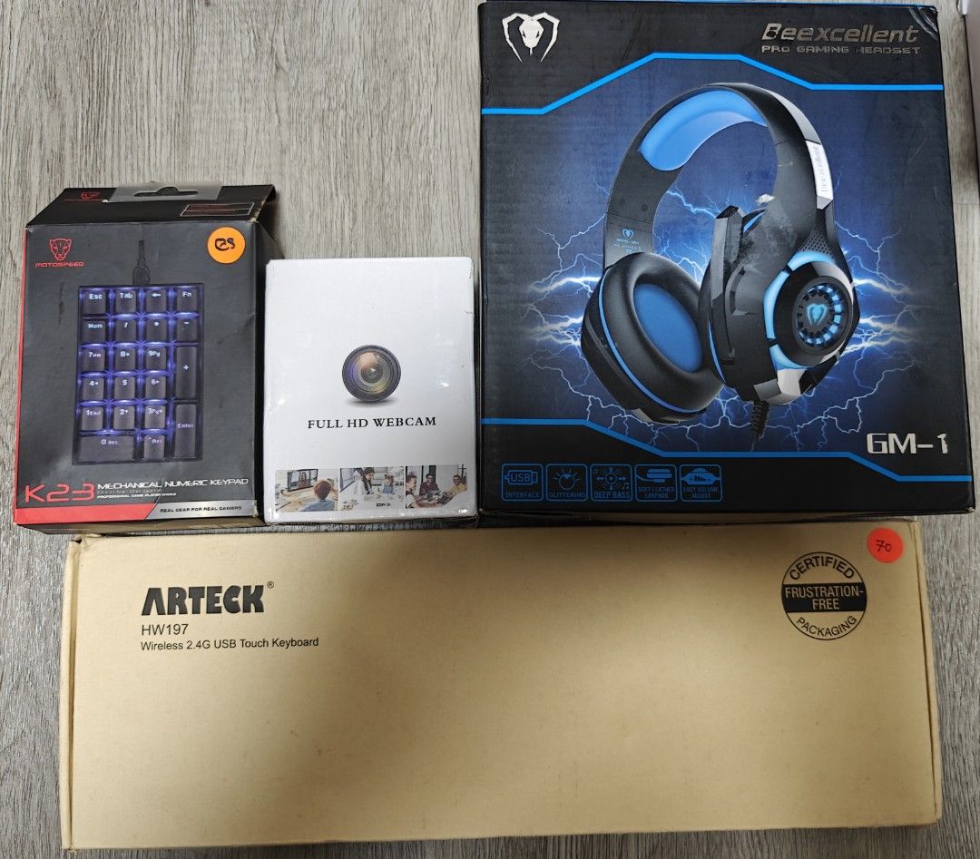 Computer Accessories Bundle (Category: Other Accessories) located in Singapore. Submitted by elitesnipersauction (Listing ID 1346851600, Image 1). Description: 🔥 Fire Cheap Sale 🔥 Computer Accessories Bundle 1) Arteck Wireless 2.4G USB With Touch Pad Keyboard Model: HW197 (Brand New Set) 2) Motospeed K23 Mechanical Numeric Keypad (Brand New Set) 3) Full HD Webcam (Brand New Set) 4) Beexcellent Gaming Headset Model: GM-1 (Like New Set jus that s